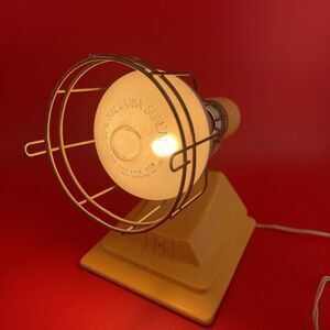 Vintage 1980 Sylvania Sun Tanning Lamp With Bulb Works Adjustable UV Cord Cage